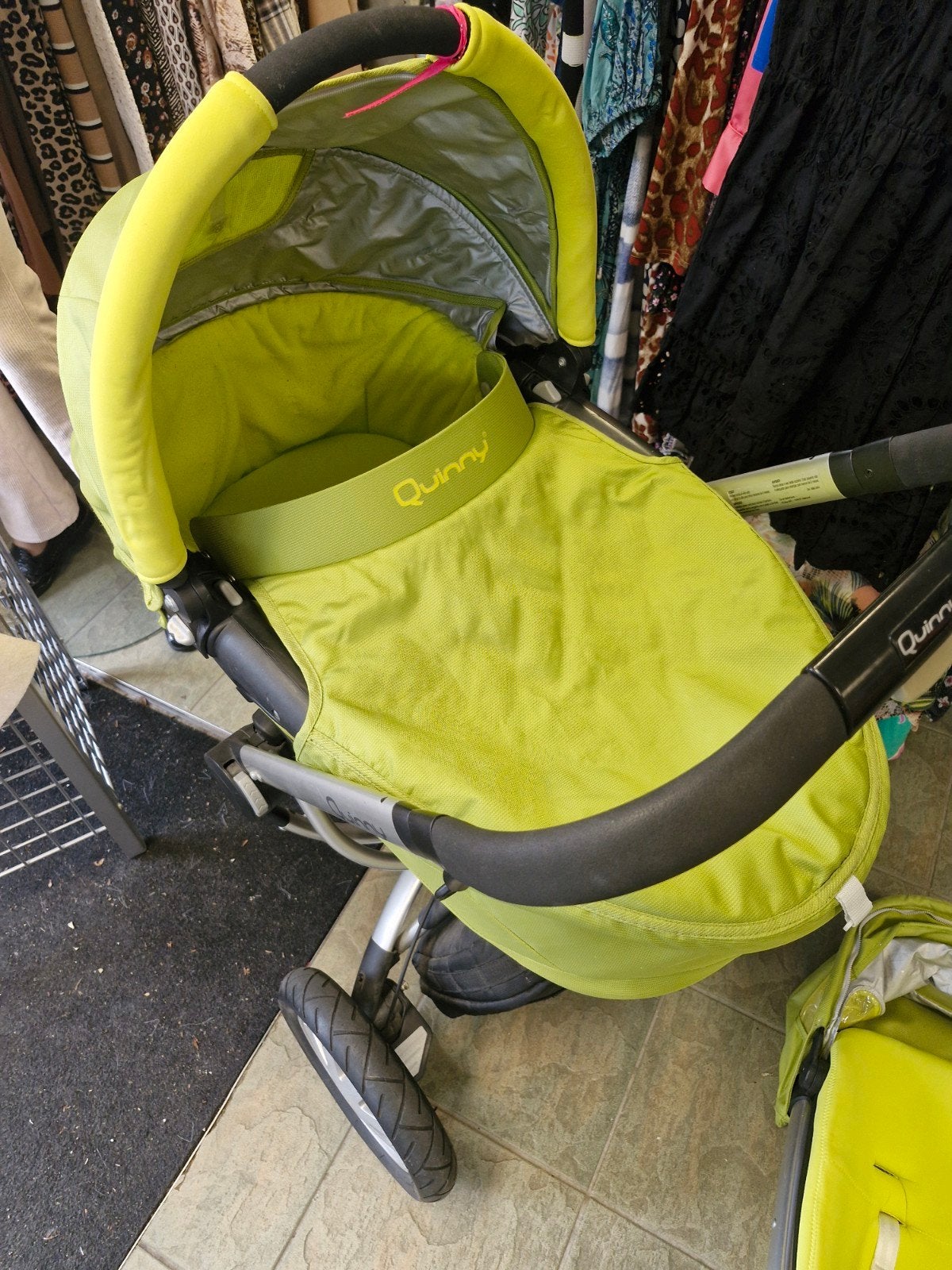 Quinny Buzz Kinderwagen - Limegroen, Gebruikt, Ophalen, Kinderwagen, Verstelbare duwstang