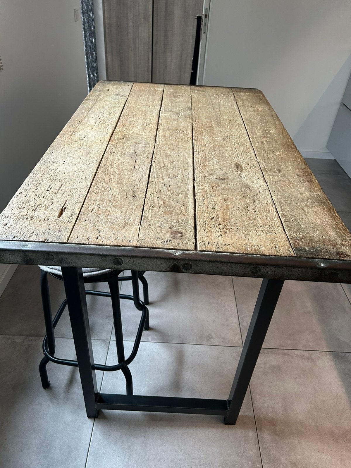 Bartafel, Gebruikt, 100 tot 150 cm, Rechthoekig, 50 tot 100 cm