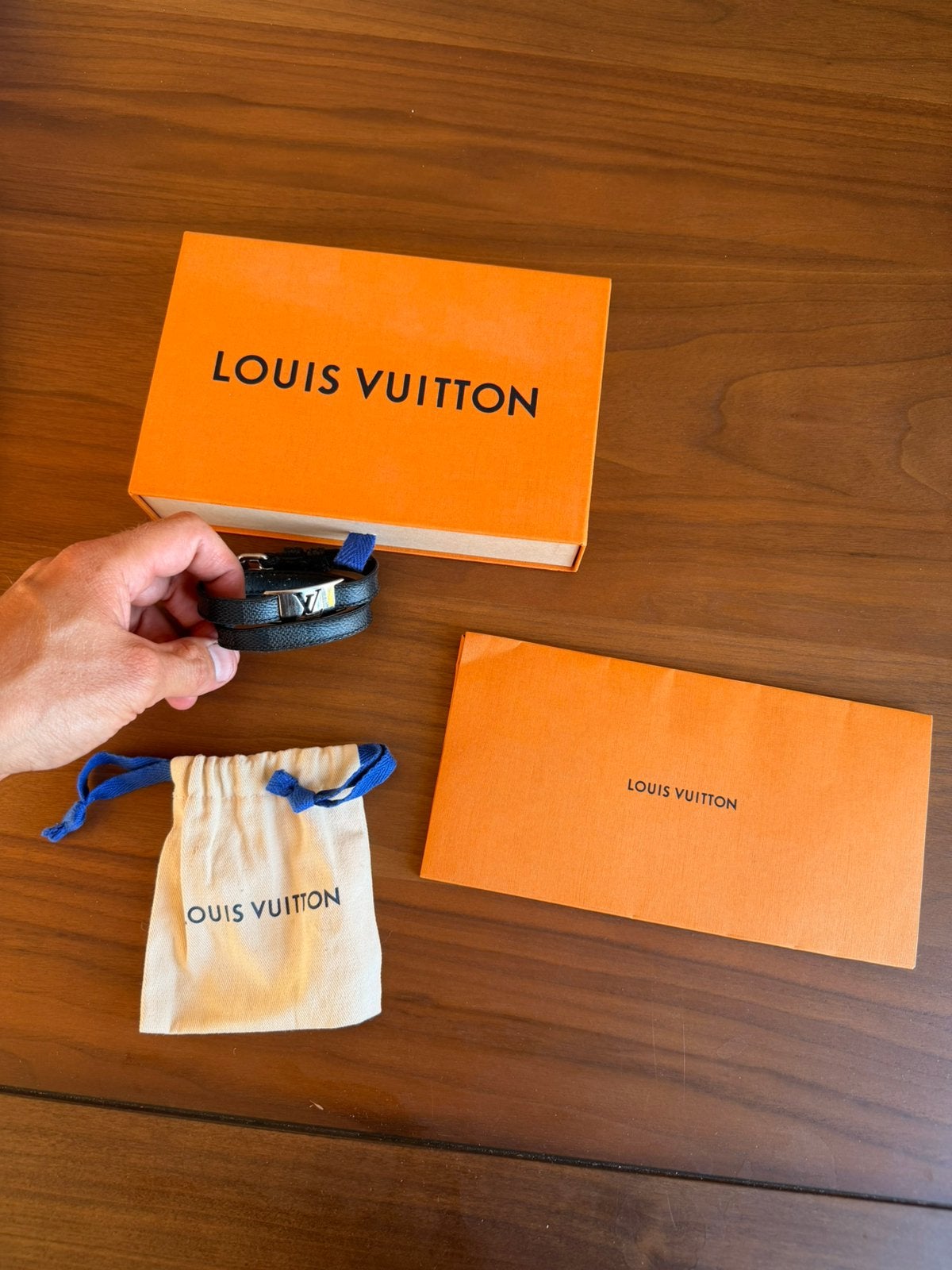 Louis Vuitton Sign it bracelet, Ophalen of Verzenden, Zo goed als nieuw, Zwart