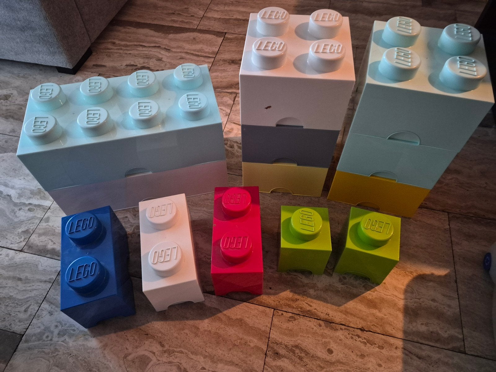 Lego opberg bakken, Ophalen