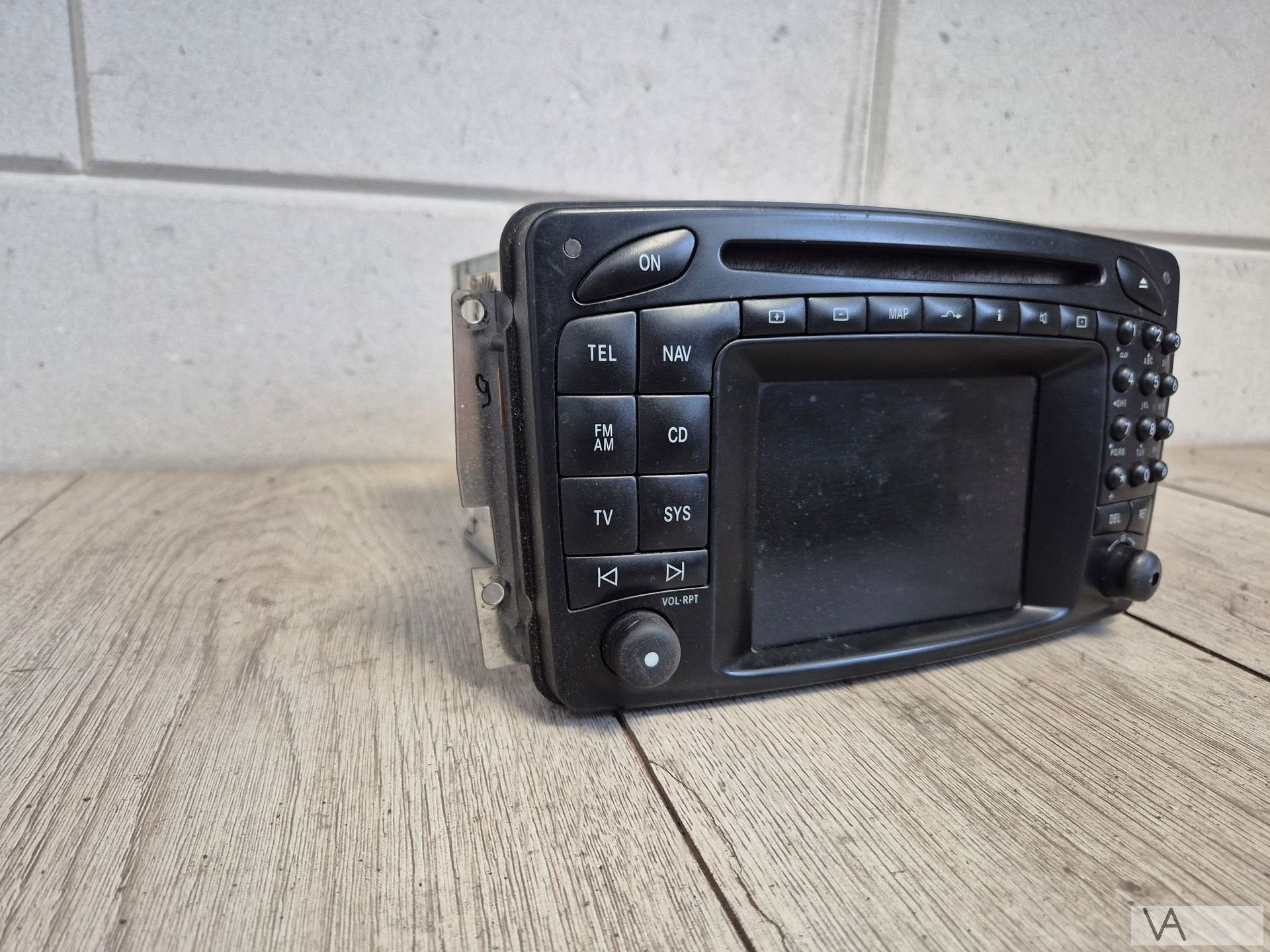 Radio navigatie module cd speler van Mercedes C klasse W203, Gebruikt, -, Ophalen of Verzenden, -