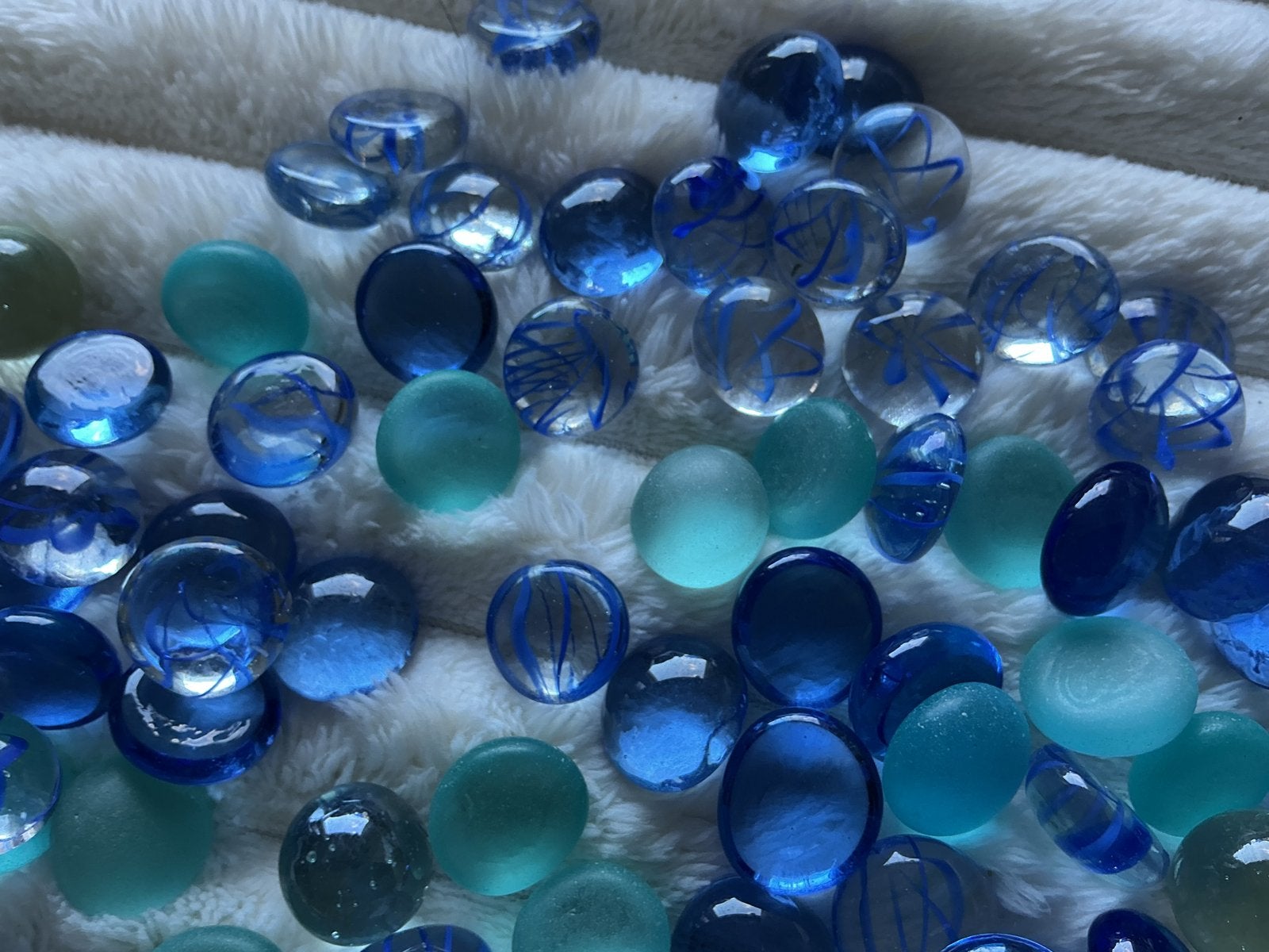 Decoratieve glazen stenen - Blauw/Turquoise, Ophalen of Verzenden, Zo goed als nieuw, Meerkleurig, Glas