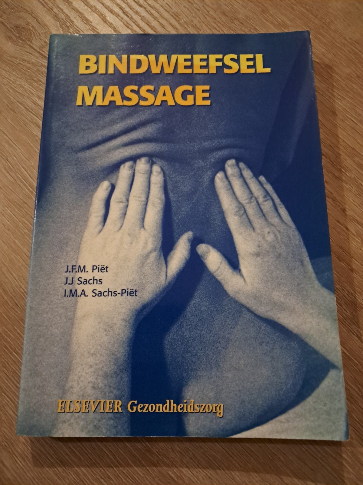 Z4 Bindweefselmassage - J.F.M. Piët e.a., Ophalen of Verzenden