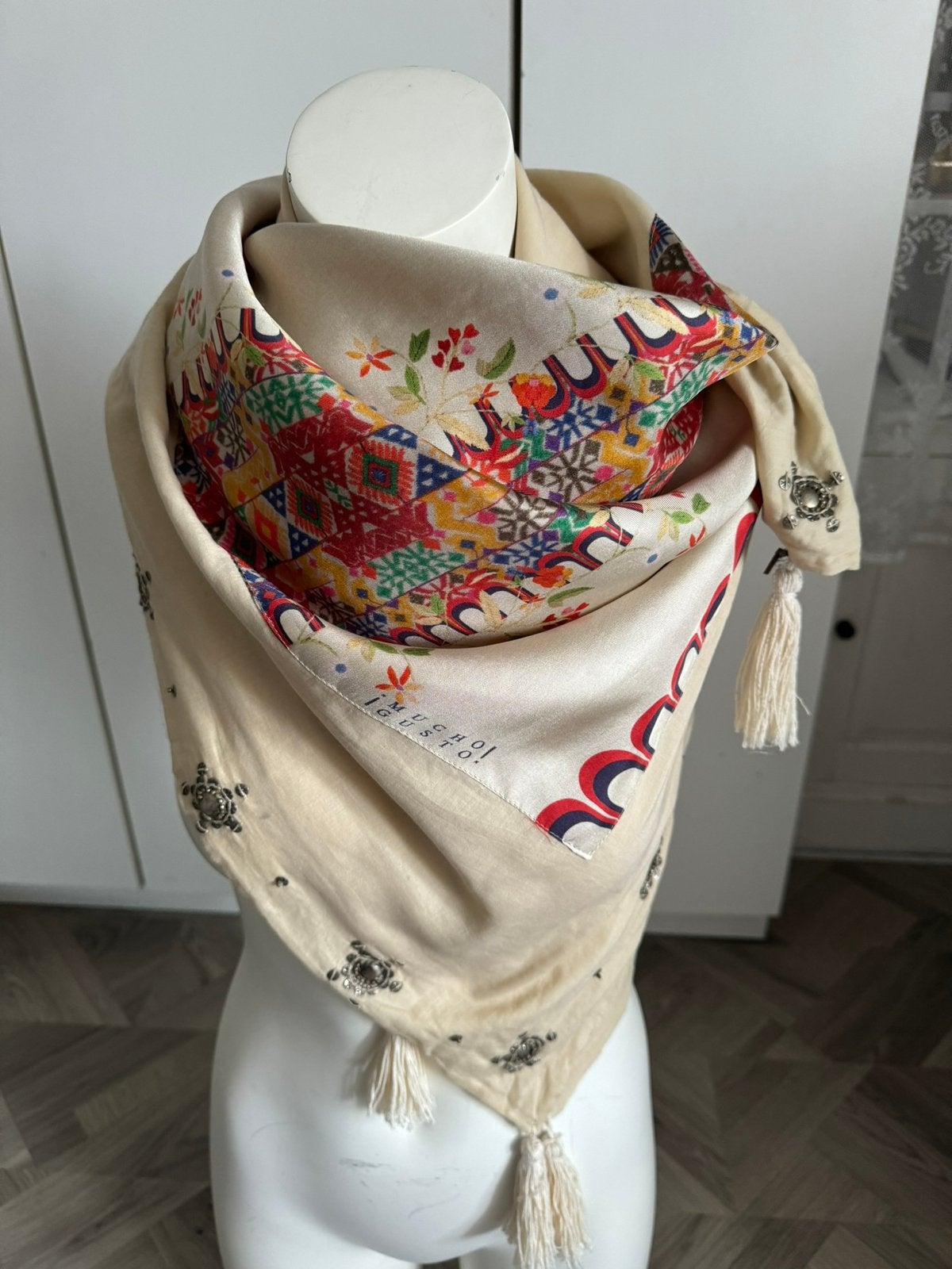 Mucho gusto sjaal  Nieuw, Verzenden, Nieuw, Maat 46/48 (XL) of groter, Sjaal