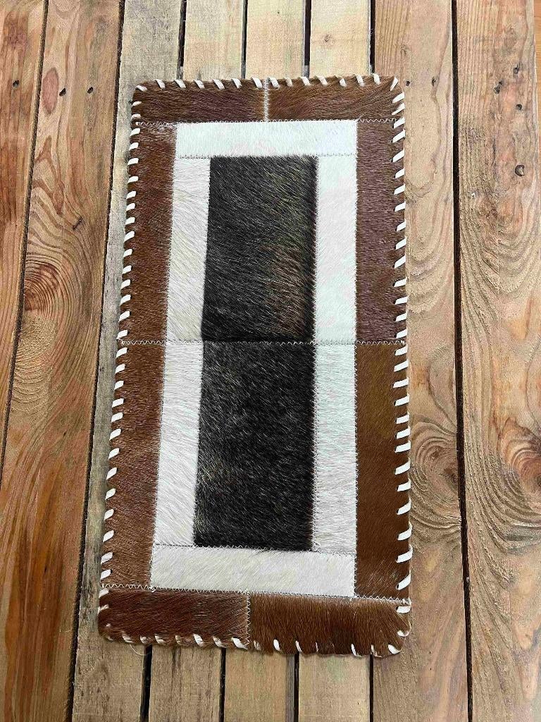 Patchwork koeienhuid tafelloper  60/31 cm