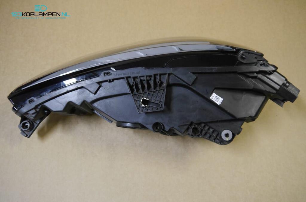 Audi A3 8Y Full LED koplamp rechts, Ophalen, Gebruikt, -, -