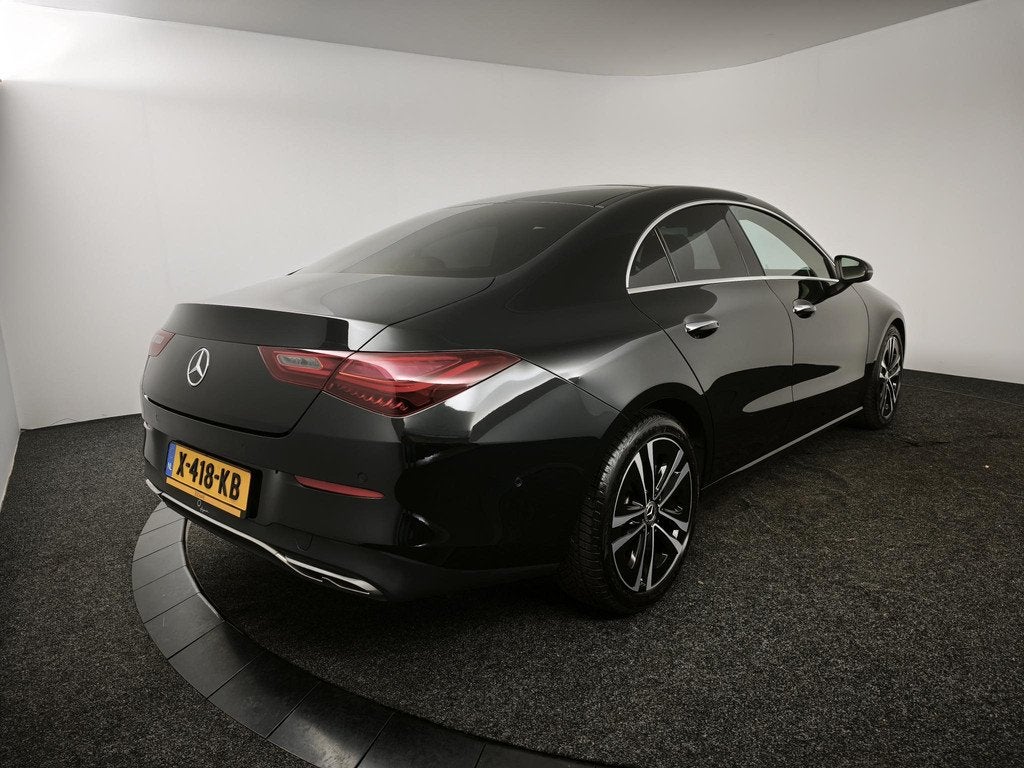 Mercedes-Benz CLA-klasse 180 Luxury Line | Panoramadak | Led, Auto's, CLA, 136 pk, Gebruikt, 4 cilinders