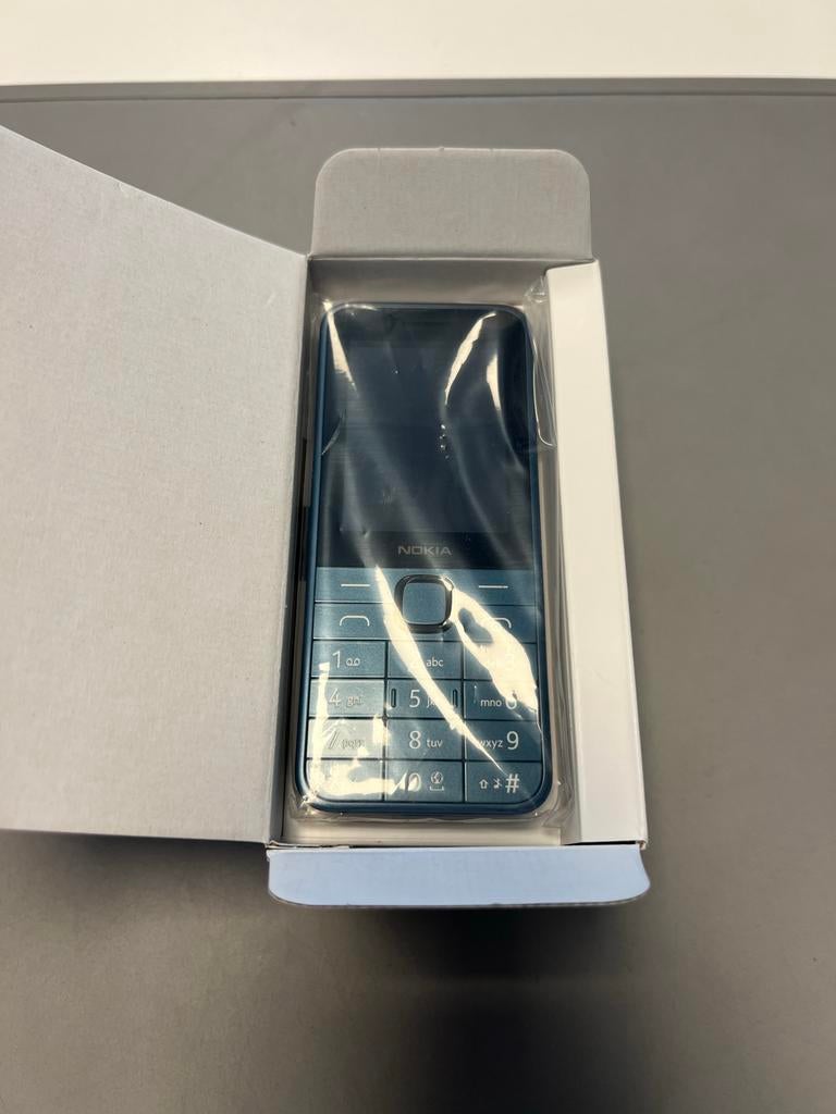 Nokia 225 4G - Nieuw in doos, Nieuw, Ophalen of Verzenden, Nvt, Nvt