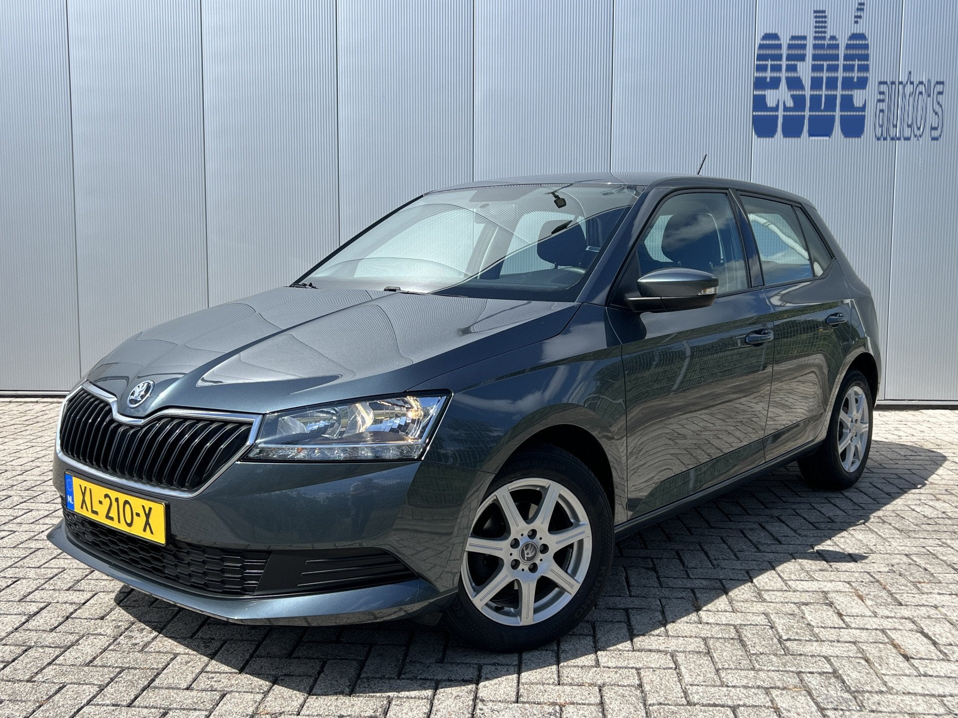 Skoda Fabia 1.0 MPI 75 pk 5-drs Active Trekhaak Aircondition, Stof, Gebruikt, 540 kg, Met garantie (alle)