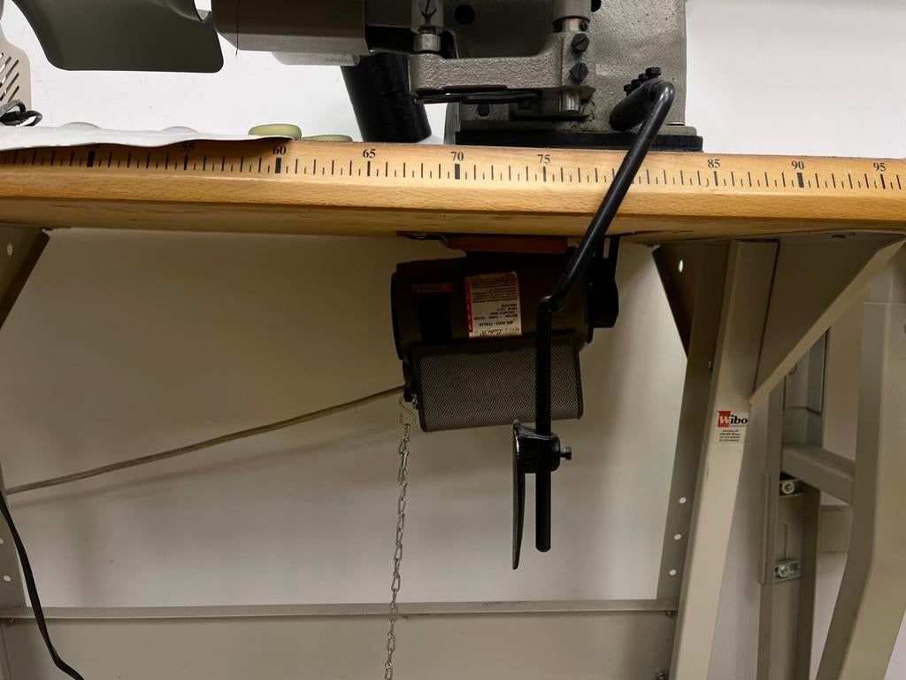 Professionele naaimachine, Ophalen of Verzenden, Zo goed als nieuw, Minder dan 5 meter