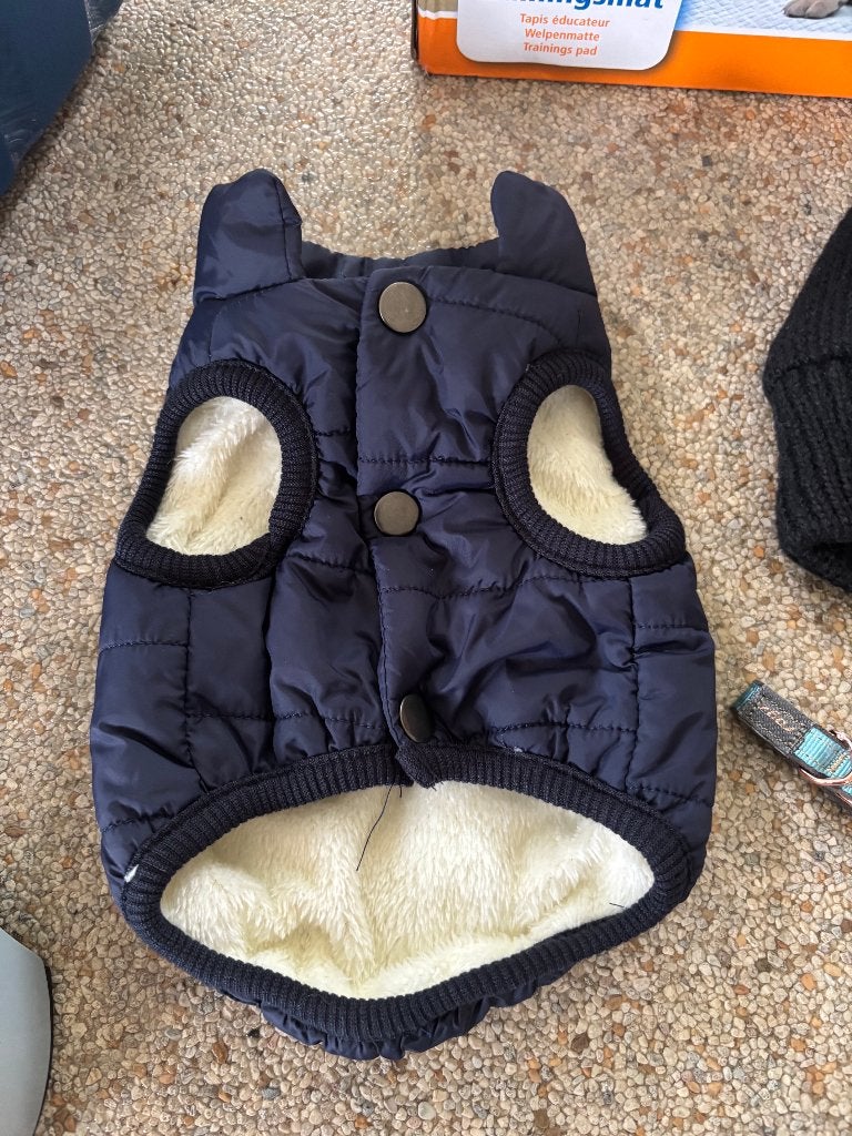 Hondenjasje muts antigrokbak reiskooi halsband pads enz same, Ademend, XS, Ophalen of Verzenden, Zo goed als nieuw