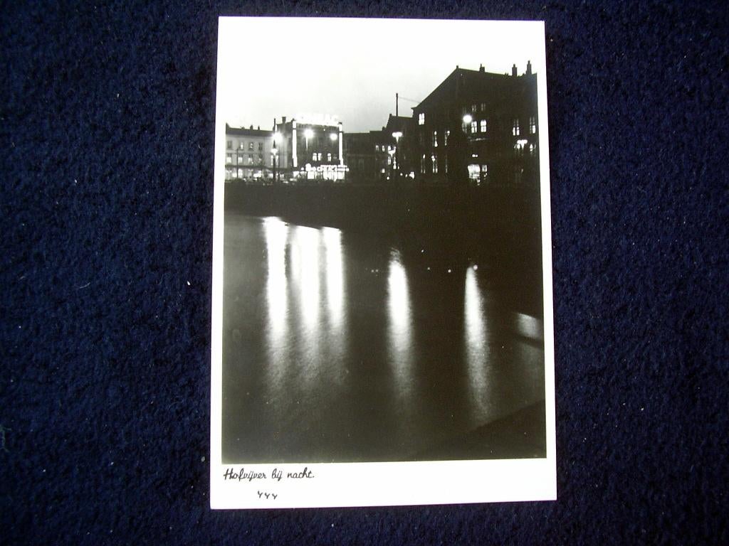 Den Haag. Vier eruit, Vier erin.  CINEAC. Foto H. Leufkens, Verzamelen, Ansichtkaarten | Nederland, Ongelopen, Zuid-Holland, 1940 tot 1960