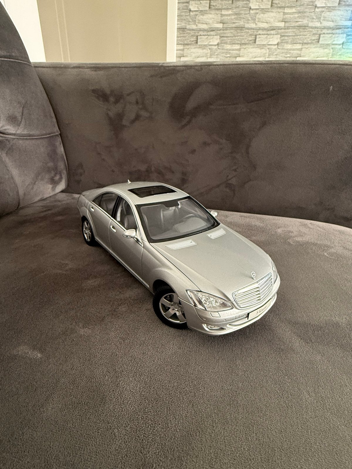 Mercedes-Benz S-Klasse S500 Modelauto 1:18 Autoart, Ophalen, Zo goed als nieuw
