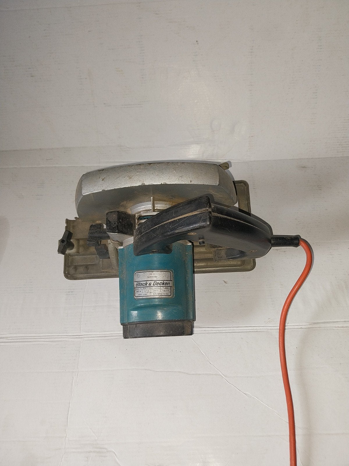 Black & Decker Cirkelzaag DN 57 - Gebruikt, Gebruikt, Cirkelzaag, 600 tot 1200 watt, Ophalen of Verzenden