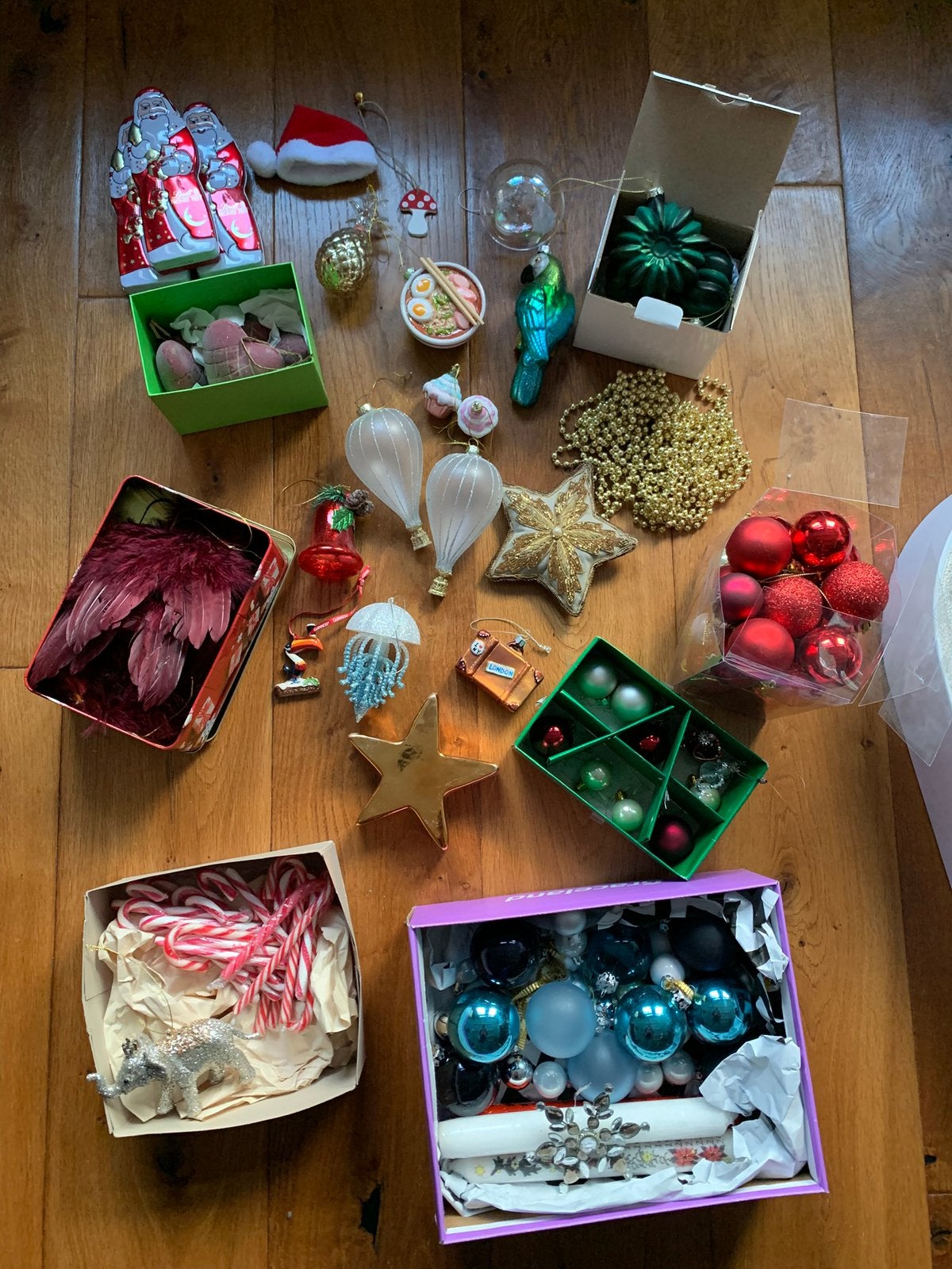 Complete kerstversiering collectie - 100+ unieke ornamenten, Ophalen, Zo goed als nieuw