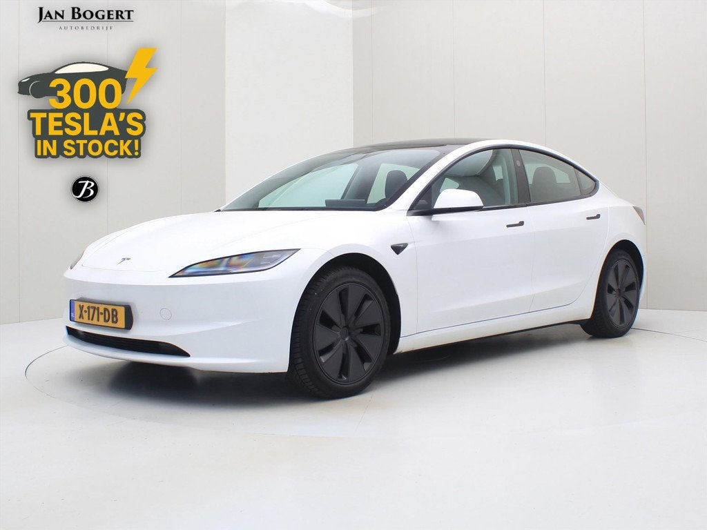 Tesla Model 3 Standard RWD Plus Highland 97% SoH [ HW4+LFP-A, Automaat, Gebruikt, Zwart, 1736 kg