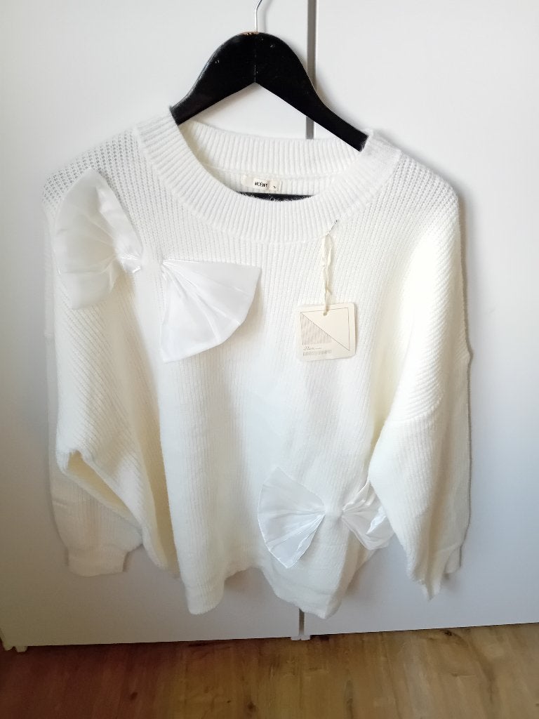 Nieuwe witte trui met strikjes maat 44, Ophalen of Verzenden, Nieuw, Maat 42/44 (L), Wit