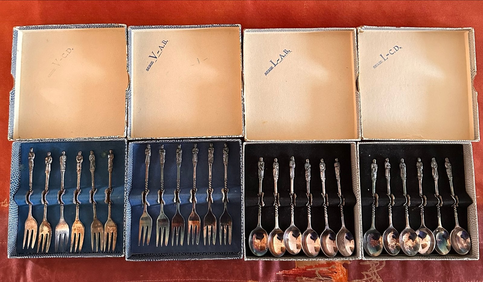 Antieke verzilverde vorkjes en lepeltjes met apostelbeeldjes, Antiek en Kunst, Ophalen of Verzenden