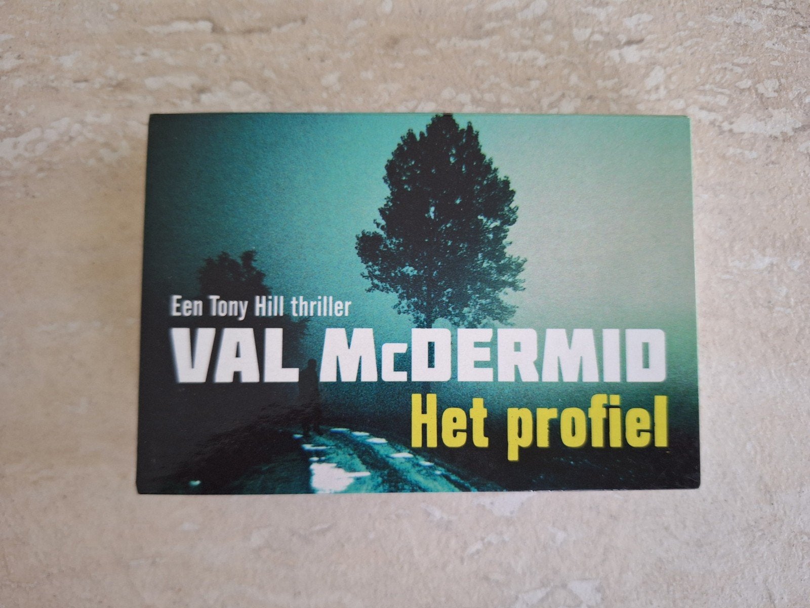 Dwarsligger, Het Profiel Val m. Dermid, Boeken, Thrillers, Ophalen of Verzenden, Zo goed als nieuw