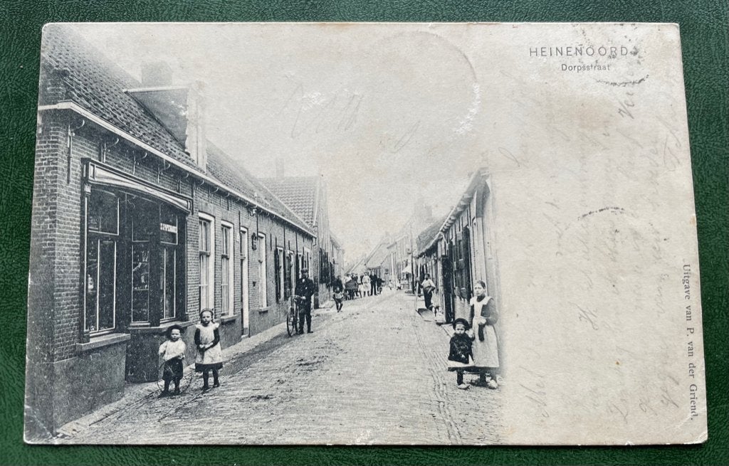 ansichtkaart van Heinenoord , Dorpsstraat., Verzamelen, Verzenden, Voor 1920, Zuid-Holland