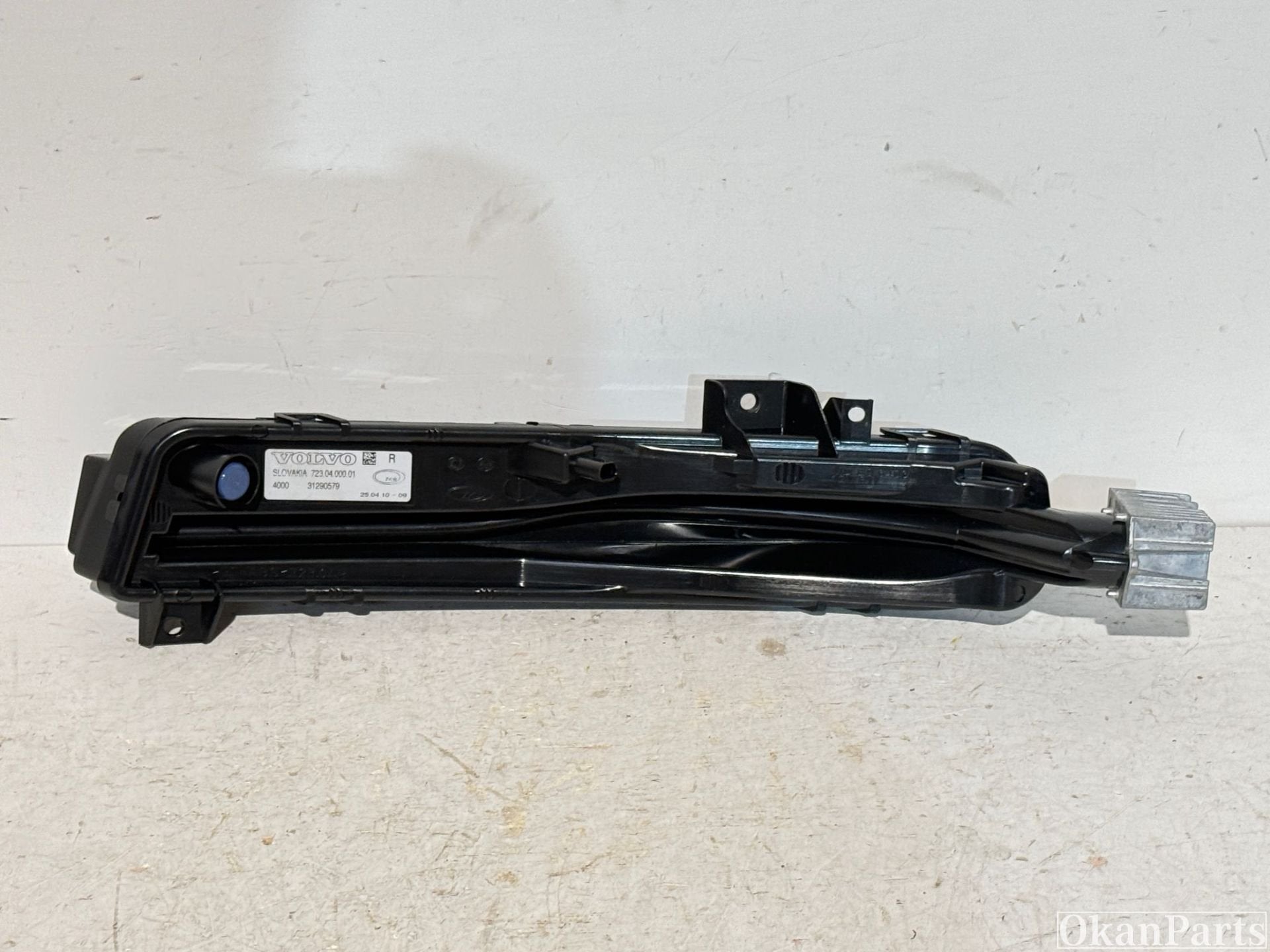 Volvo V40 rechter LED dagrijverlichting rechts 31290579, Auto-onderdelen, Verlichting, Info@fabrikant.eu, Fabrikantstraat 1
1000 AA  Amsterdam, NL