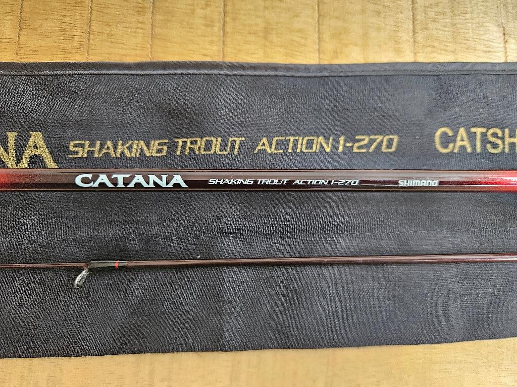 Shimano Shaking Trout Action 1-270 cm, Watersport en Boten, Hengelsport | Roofvissen, Zo goed als nieuw, Werphengel, Ophalen