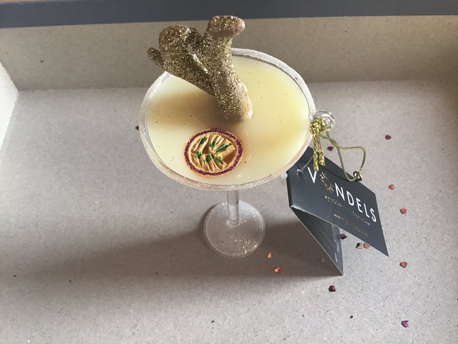 Vondels ornament Martini glas met een paarlaarzen kerstboom, Ophalen of Verzenden, Nieuw