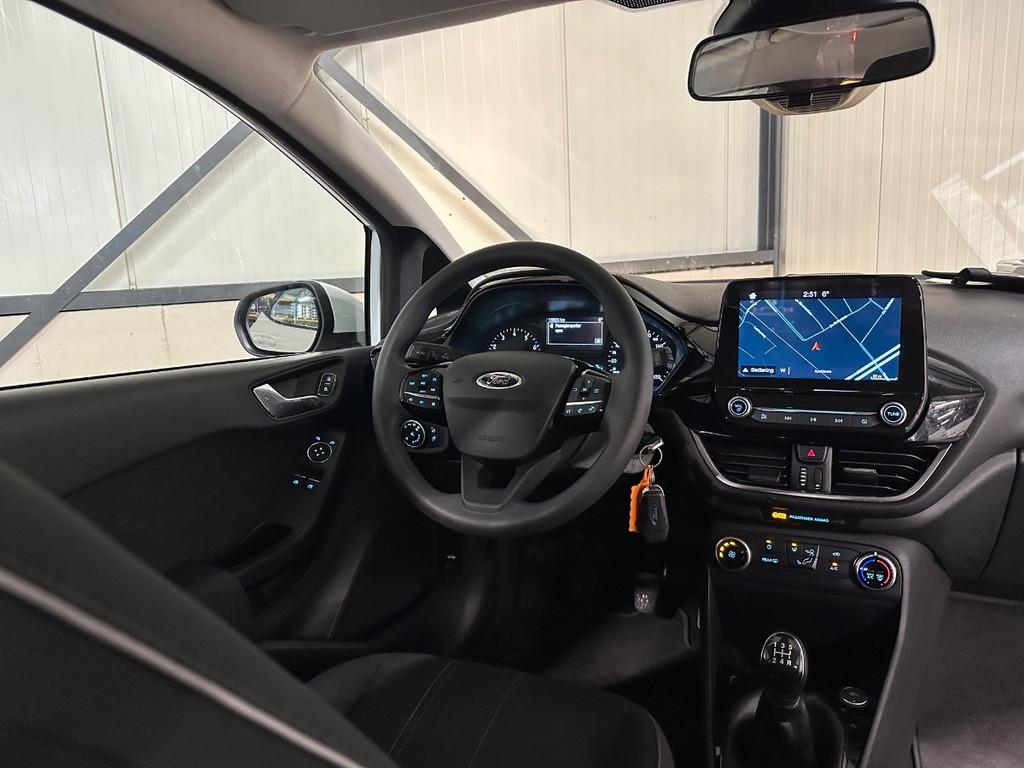 Ford Fiesta 1.1 Trend 5-Drs | Airco | Cruise | Navi | Carpla, Bedrijf, 70 pk, Navigatiesysteem, 1084 cc