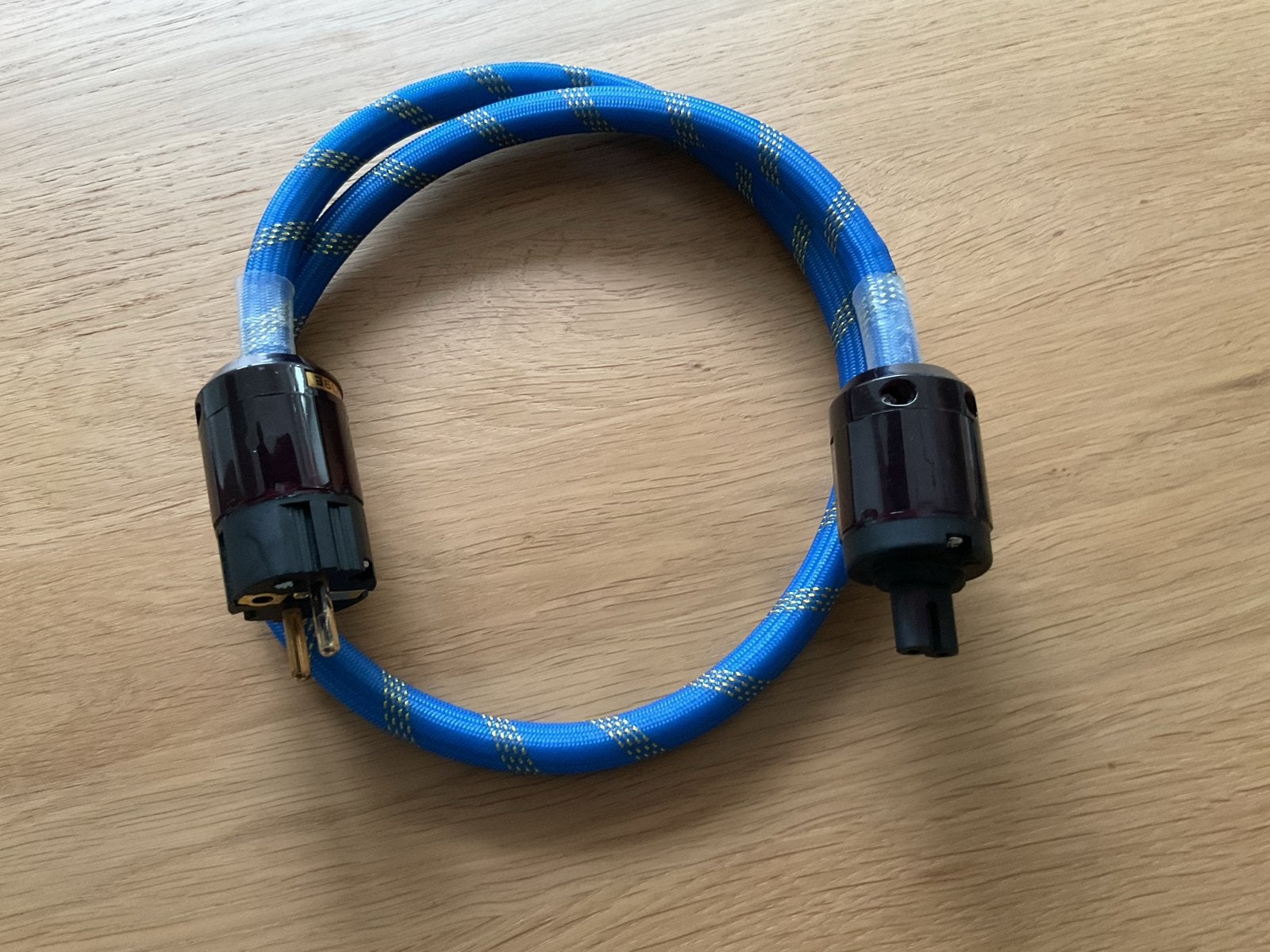 Hoogwaardige audiostroomkabel - 1 meter c7 stekker, Ophalen of Verzenden, Nieuw, Minder dan 2 meter, Overige kabels