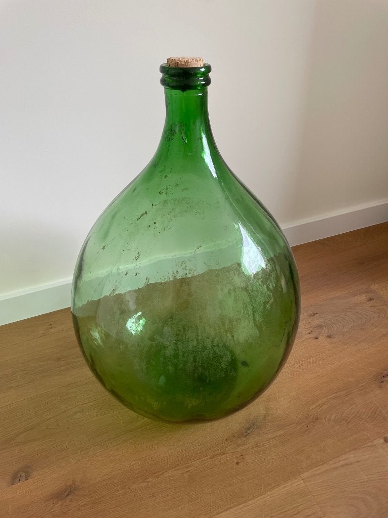 Vintage groene vaas/fles, Ophalen, Gebruikt, Glas, 60 cm