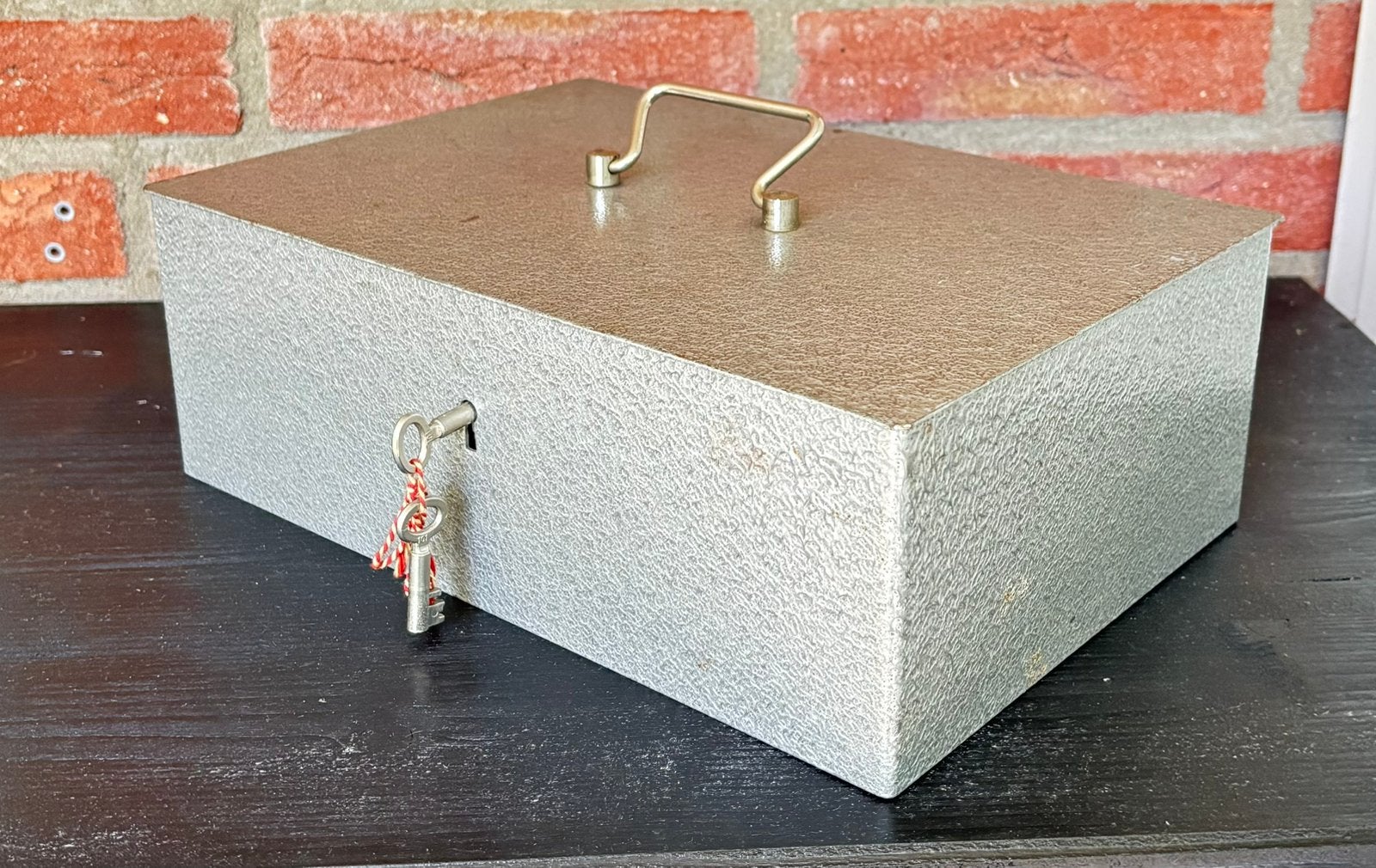 Safety geldkist, Ophalen