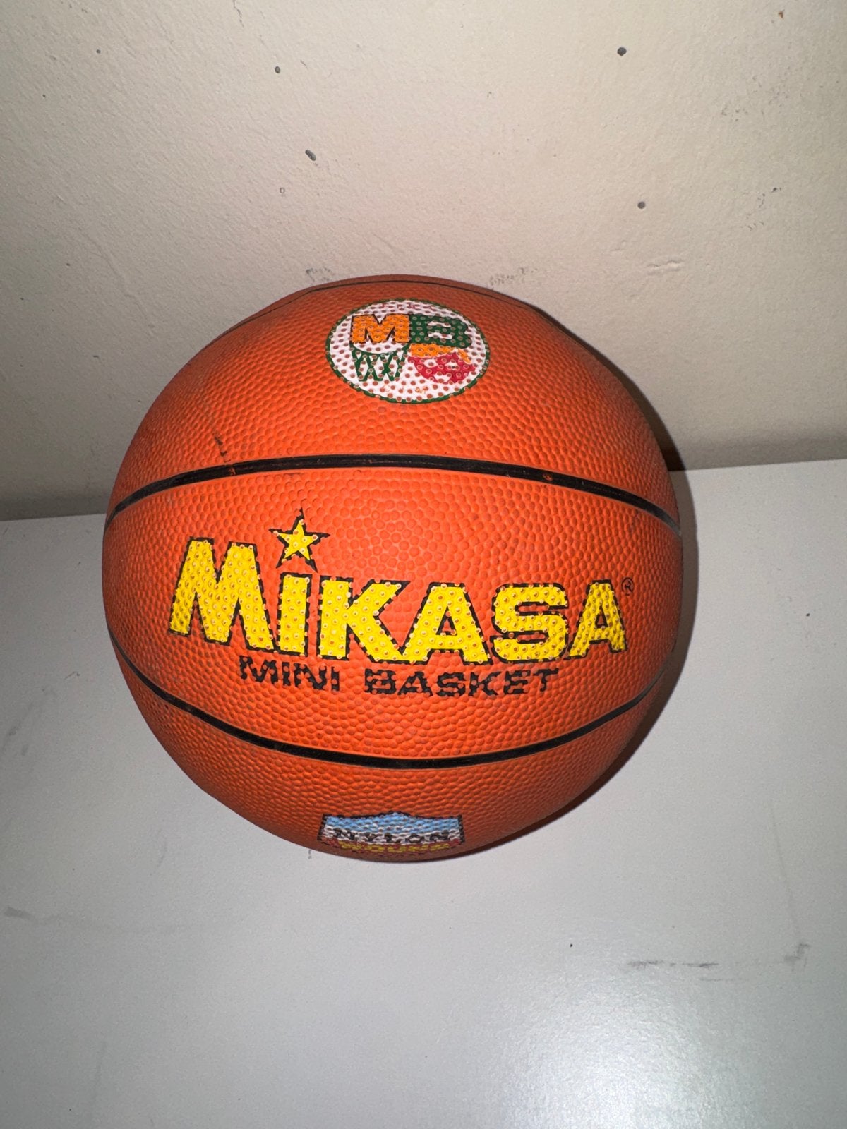 Mikasa Mini Basketbal - Oranje, Gebruikt, Sport en Fitness, Basketbal, Ophalen of Verzenden, Gebruikt, Bal