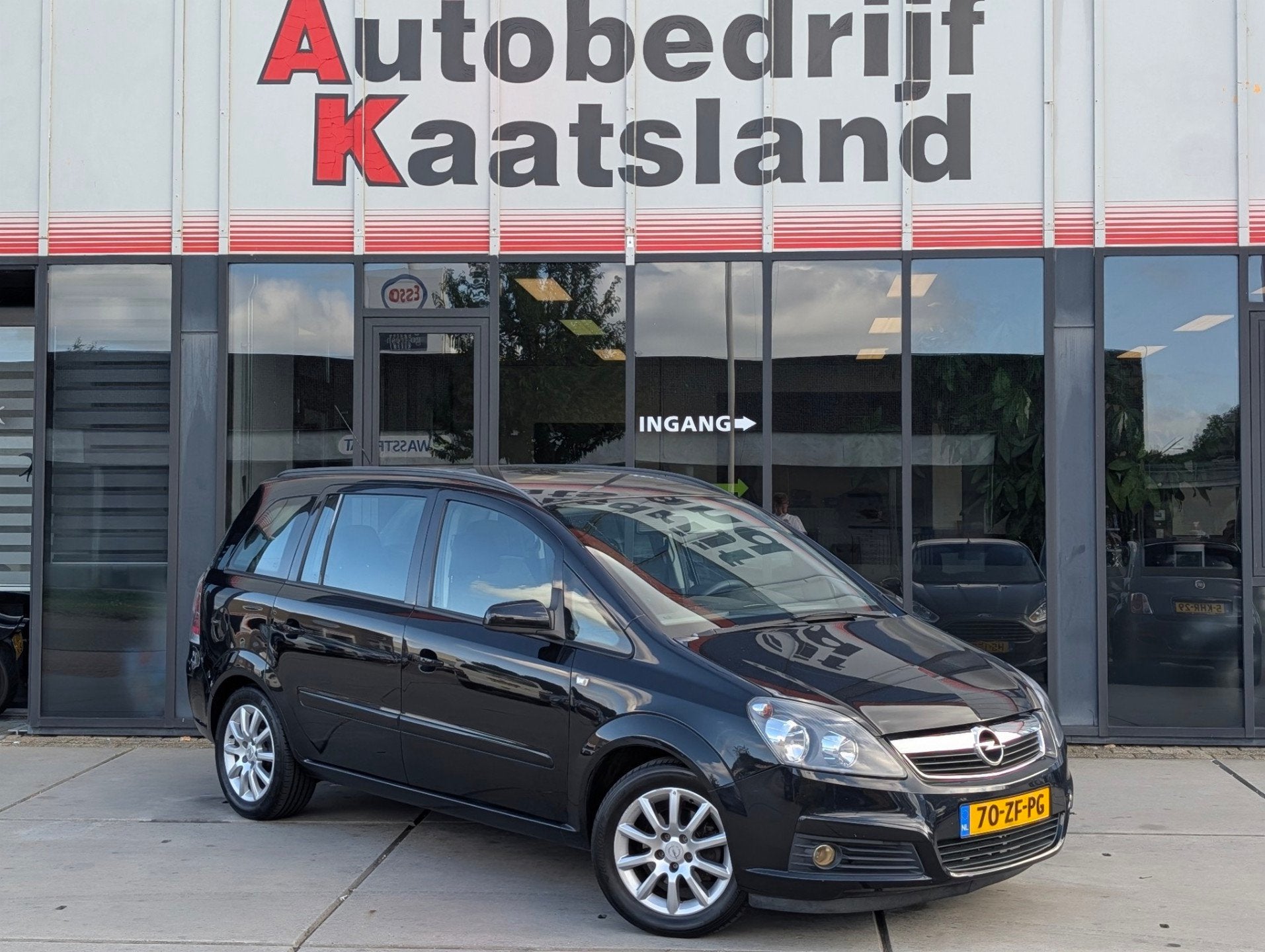 Opel Zafira 1.8 Temptation 7 Persoons - Trekhaak - Airco, Stof, Gebruikt, Zwart, 4 cilinders