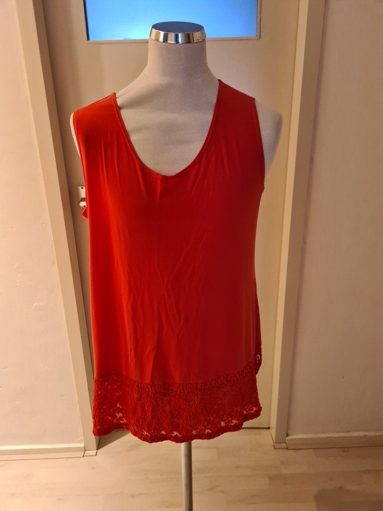 Magna Oranje Top met Kant - Maat xl, Kleding | Dames, Maat 46/48 (XL) of groter, Oranje, Ophalen of Verzenden, Zonder mouw