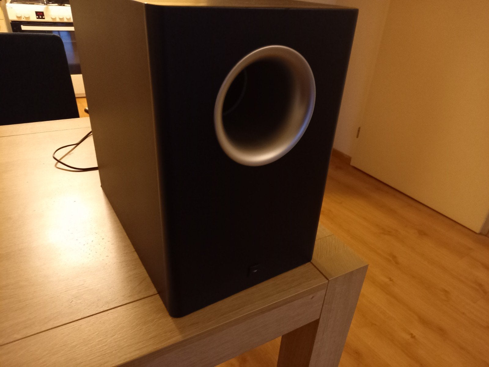 Canton as 20 sc active subwoofer, Audio, Tv en Foto, Ophalen, Zo goed als nieuw, Subwoofer, Overige merken