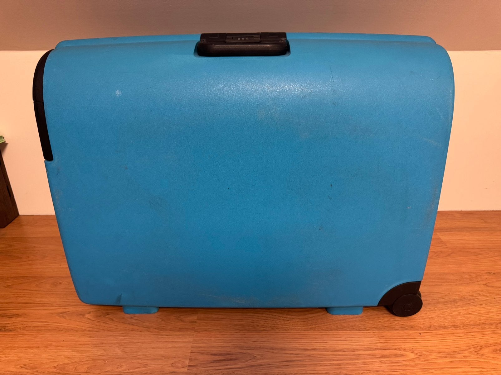 Stevige turquoise Carlton koffer, Sieraden, Tassen en Uiterlijk, Koffers, Ophalen, Hard kunststof, Zo goed als nieuw, 70 cm of meer