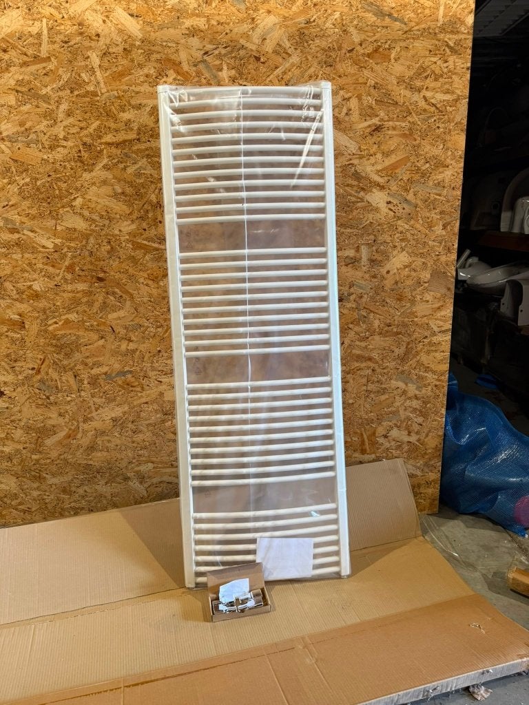Radiator pergamon 180x60 cm, 500 tot 800 watt, Geen idee, Radiator, Nieuw