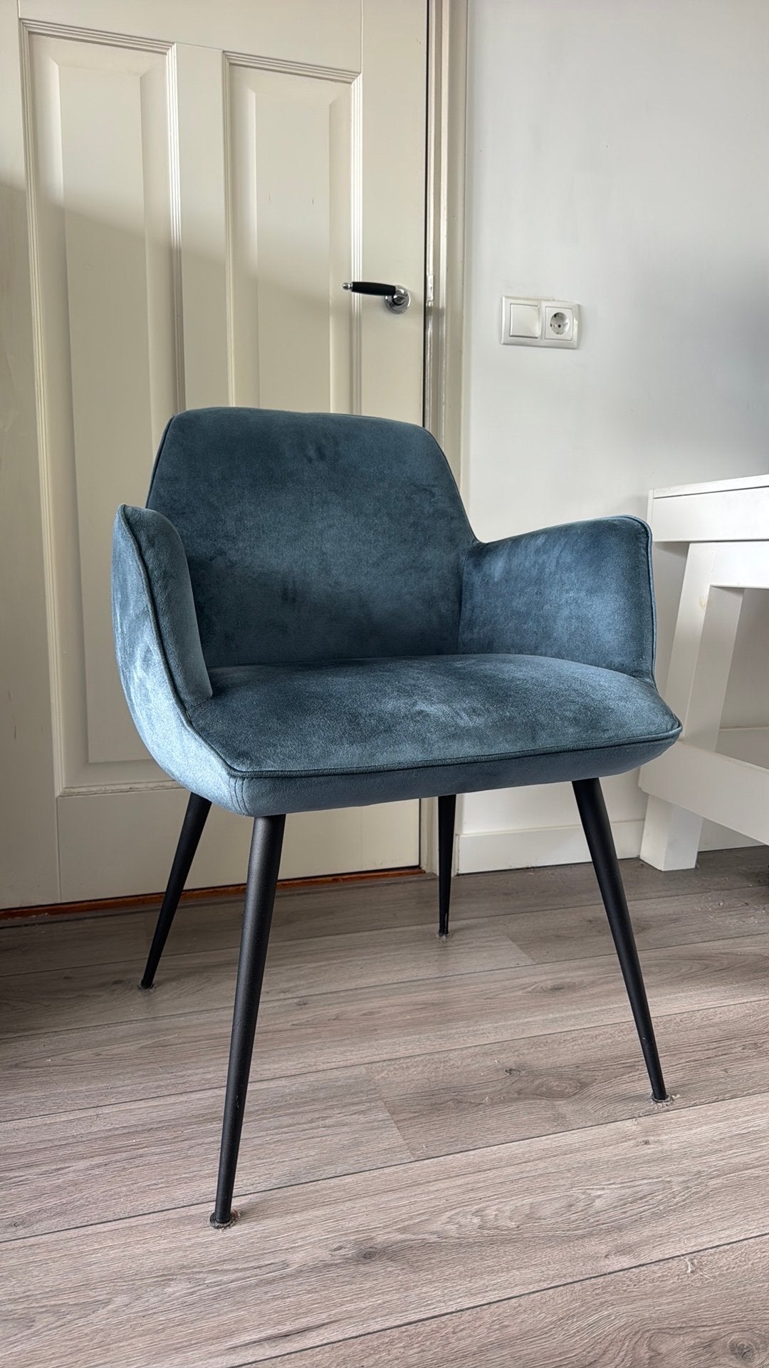 Moods eetkamerstoel, Huis en Inrichting, Stoelen, Ophalen, Zo goed als nieuw, Blauw, Eén