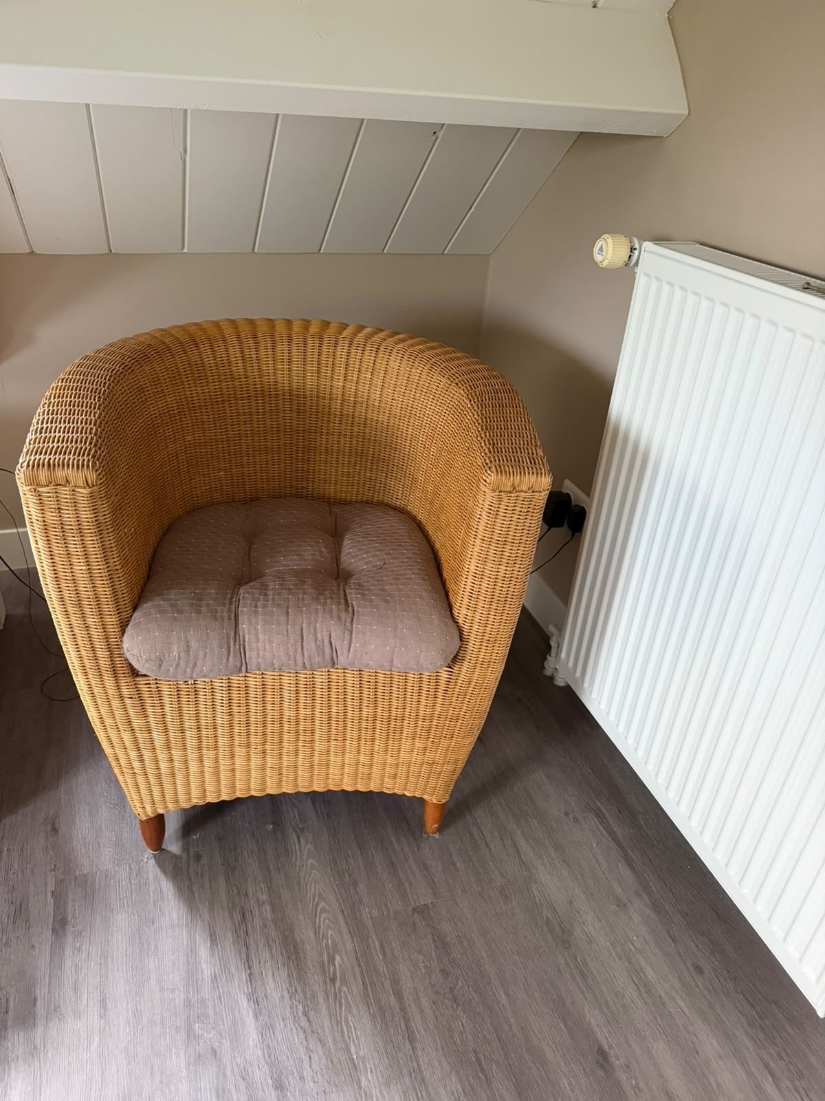 2x Rotan fauteuil met kussen, Huis en Inrichting, Ophalen, Gebruikt, Riet of Rotan, 75 tot 100 cm