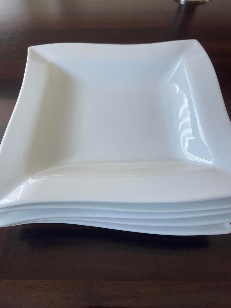Set van 4 vierkante witte borden - Tarrington House, Huis en Inrichting, Keuken | Servies, Ophalen, Keramiek, Zo goed als nieuw