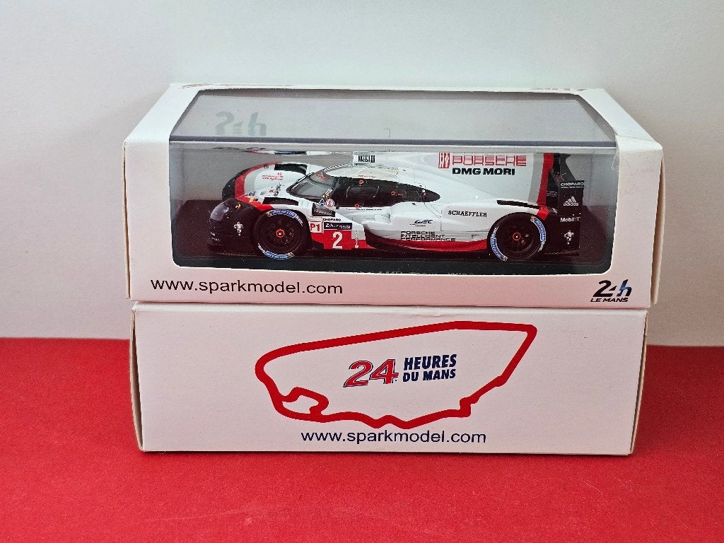Porsche 919 Hybrid, car # 2, Winner Le Mans 2017. NIEUWstaat, Ophalen of Verzenden, Zo goed als nieuw, Auto, Overige merken