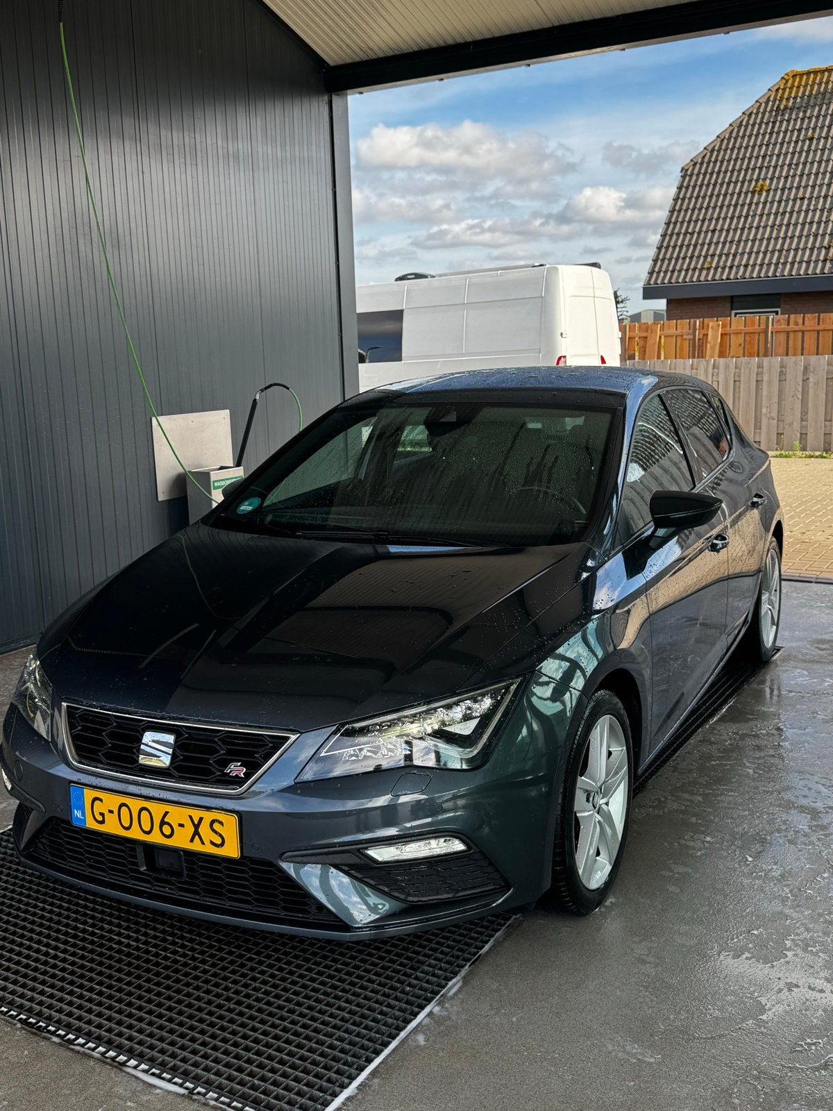Seat Leon 1.0 TSI FR-LINE 115PK 2020 Grijs, Auto's, Seat, Voorwielaandrijving, 1097 kg, Zwart, Leon
