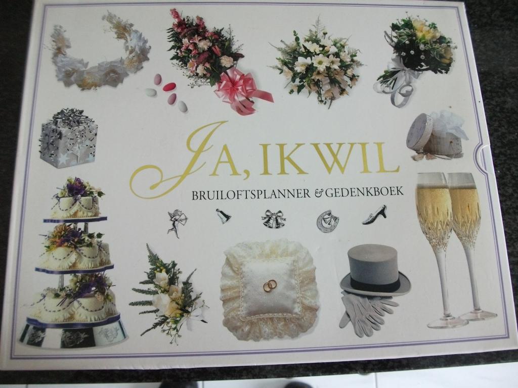 bruids - huwelijk boek planner - ja ik wil, Boeken, Ophalen of Verzenden, Zo goed als nieuw
