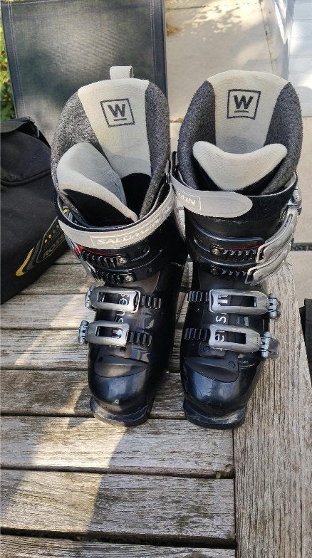 Salomon ski boots x  2 pairs, 160 tot 180 cm, Gebruikt, Snowboots, Skiën