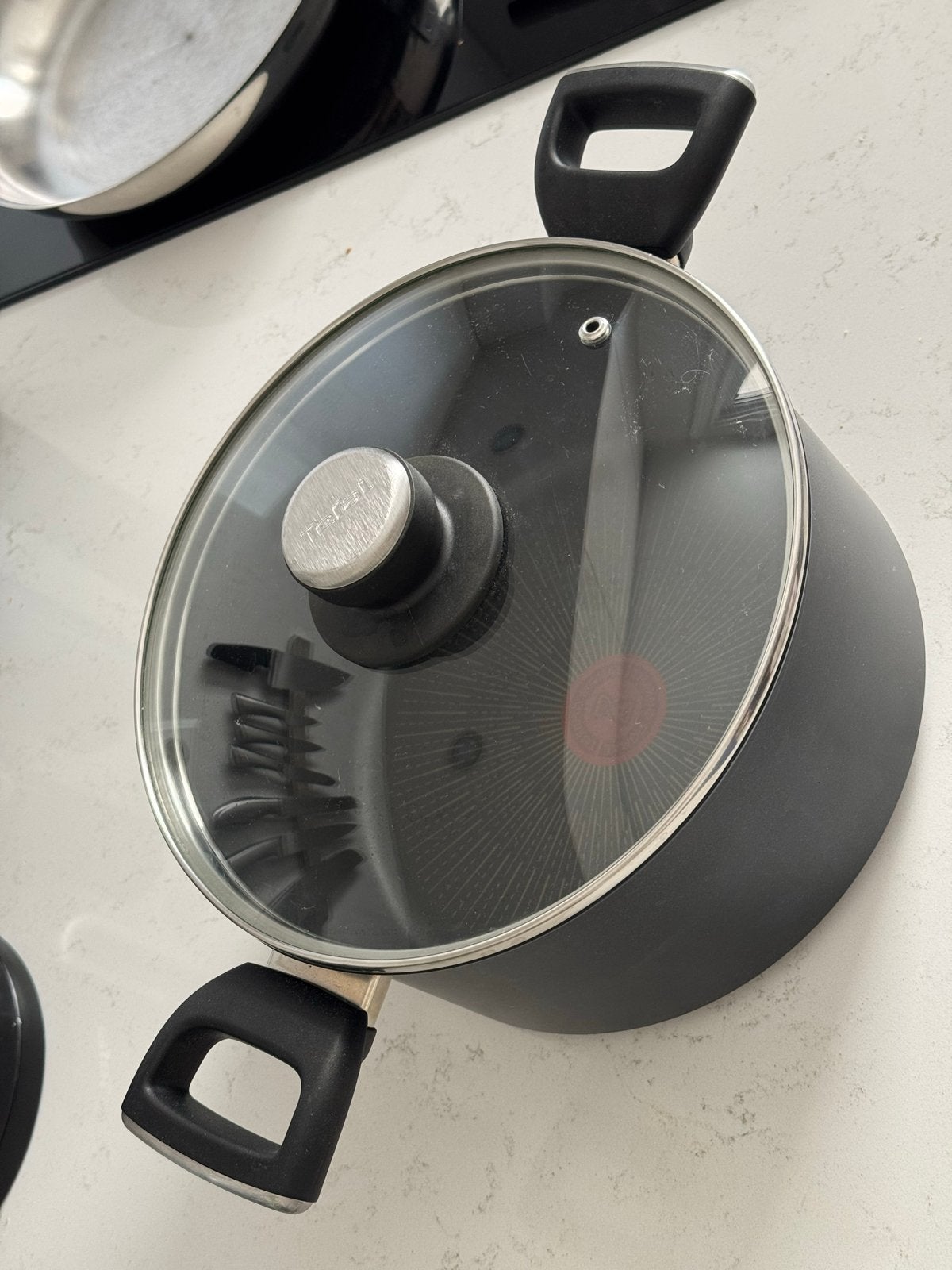 Tefal Ø24cm Kookpan met Deksel - Inductie Geschikt, Ophalen, Tefal, Antiaanbaklaag, Zo goed als nieuw