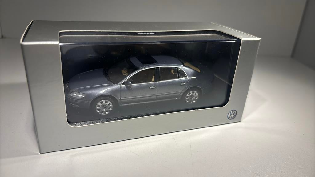 Volkswagen phaeton minichamps 1.43, Hobby en Vrije tijd, Modelauto's | 1:43, Auto, Ophalen of Verzenden, MiniChamps, A