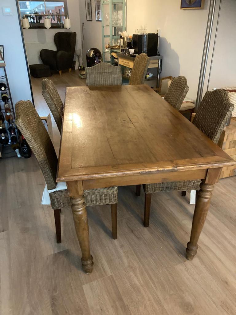 Houten eettafel + stoelen GRATIS OPHALEN, Ophalen, Zo goed als nieuw, 4 tot 6 stoelen