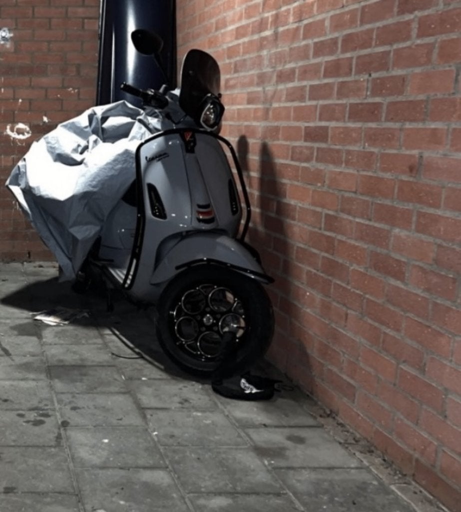 Gestolen scooter Vespa sprint, TIP, Ophalen, Gebruikt