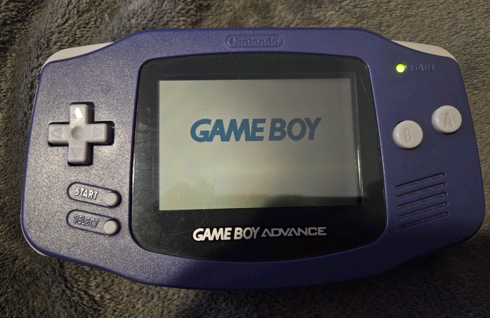 Gameboy advance paars, Spelcomputers en Games, Ophalen of Verzenden, Zo goed als nieuw, Game Boy Advance