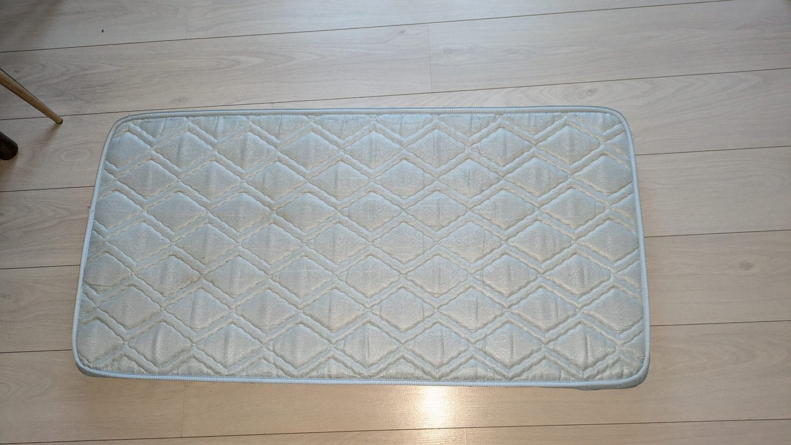 Campingbedje / matras 120 x 60 x 10, Ophalen, Zo goed als nieuw, Reisbedje